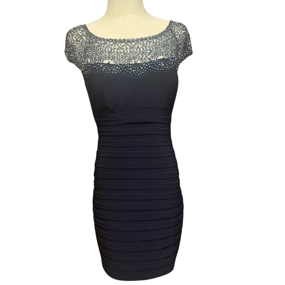 XScape Beaded Knee Length Bodycon Cocktail and Party Dress Sz 4 in Navy - Picture 1 of 12